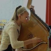 Девушка Обалденно Играет На Бандуре