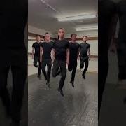 Пидор Пидор На Крыльце Скажи