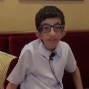 Брат Инвалид Красиво Читает Коран Quran