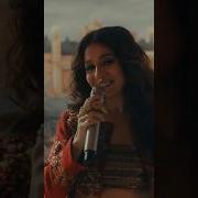 Sunidhi Chauhan Thare Anuthare