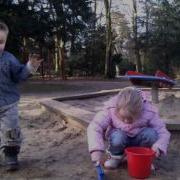 Spielplatz Miguel Singt Mutter Weiss Mehr