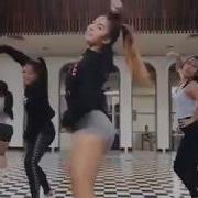 Daddy Yankee Gasolina Groupe Girls Dancing