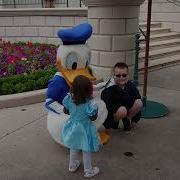 Meeting Donald Duck Disneyland Paris