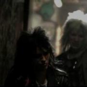 Crashdiet Riot In Everyone