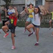 Street Dance Hip Hop Уличные Танцы Маленькие Дети Танцуют Хип Хоп Праздник Во Дворе 2013