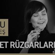 Ebru Gundes Akustik Hasret Ruzgarlan