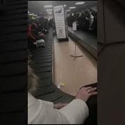 В Аэропорту Мирного Не Работает Лента Выдачи Багажа