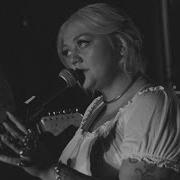 Elle King Naturally Pretty Girls