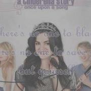 Lucy Hale Minus